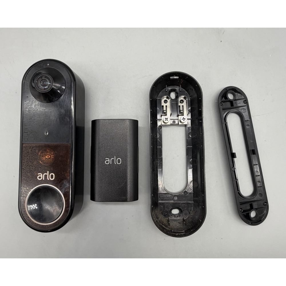 Arlo AVD2001 Essential Series Video Doorbell Camera Wire-Free